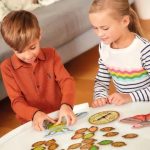 Bogárvadászat játék, (BUG HUNTERS) ORCHARD TOYS OR122