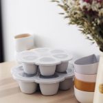 Béaba Szilikon multifunkciós bébiétel tároló - 6 x 90 ml - Halvány köd -