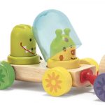 Húzható- és építőjáték - Szivárványvonat - Rainbowtrain